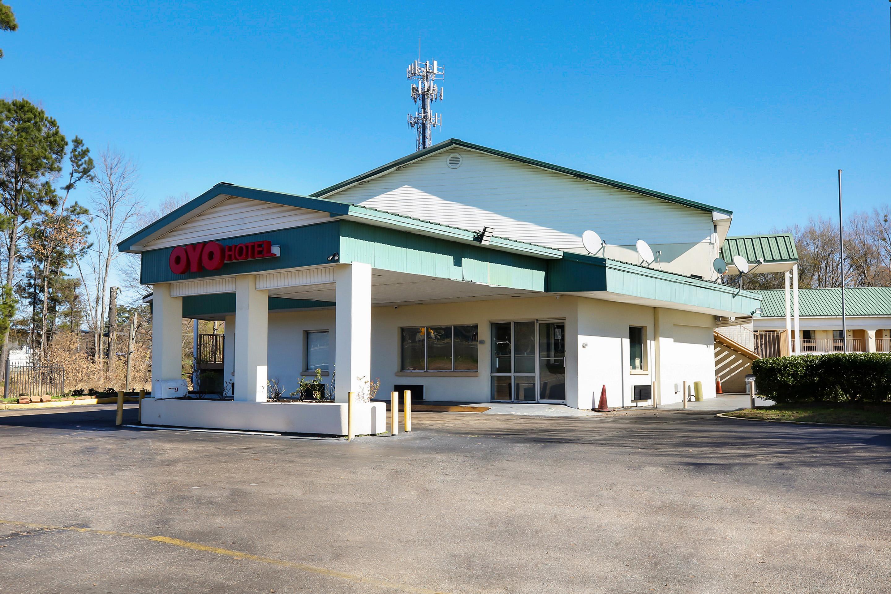Oyo Hotel Jackson South I-55 Exterior photo